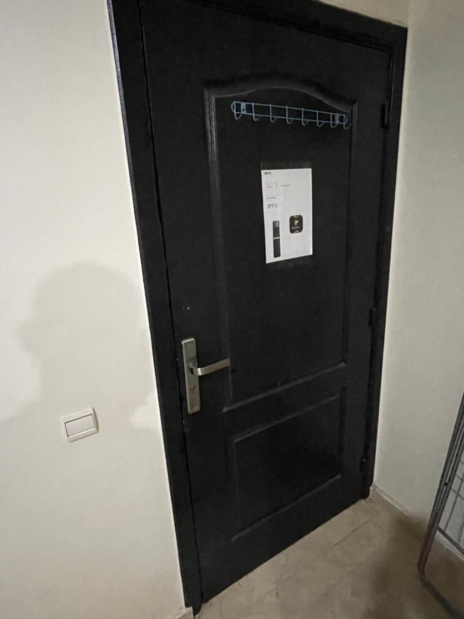 Appartement 30 Au 5 Eme Etage Avec Balcon *
